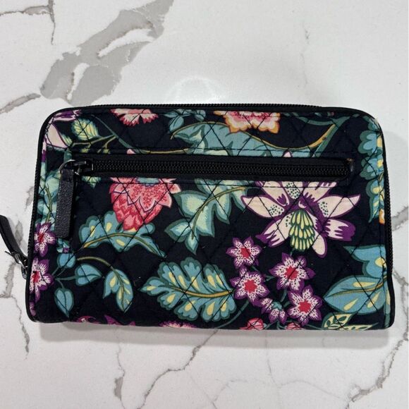 Vera Bradley | Victorian Vines RFID Turnlock Wallet Womens Floral Black … - Picture 2 of 12